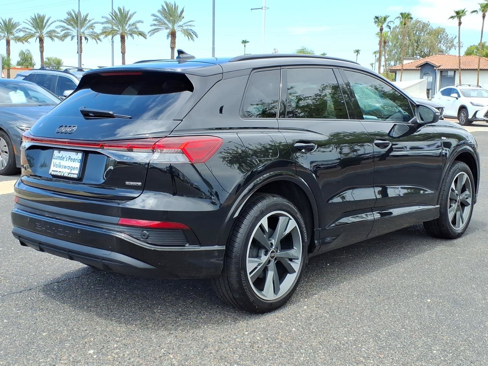 Used 2023 Audi Q4 e-tron Premium Plus w/ Premium Plus AWD/4WD image 7