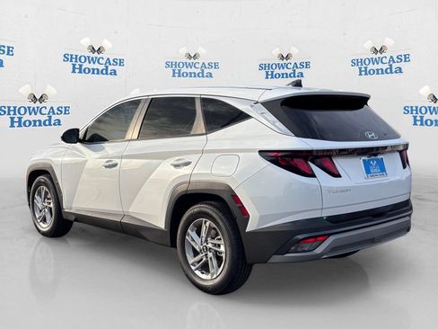Used 2025 Hyundai Tucson SE FWD image 5