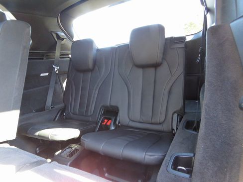 Used 2019 BMW X5 xDrive40i w/ Luxury Seating Package image 22