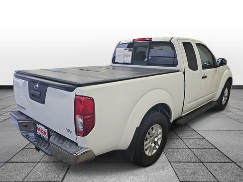 Used 2019 Nissan Frontier SV RWD image 5