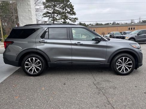 New 2026 Ford Explorer ST-Line RWD image 20