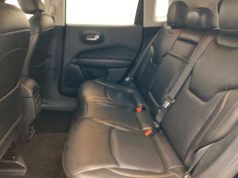 Used 2018 Jeep Compass Limited AWD/4WD image 18