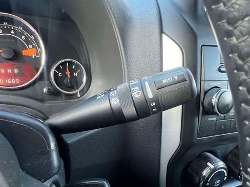 Used 2017 Jeep Compass Latitude image 24