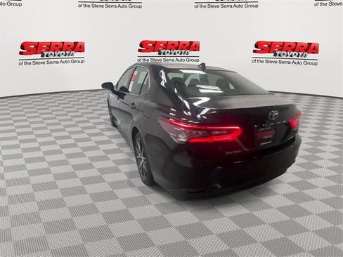 Certified 2024 Toyota Camry XLE image 7