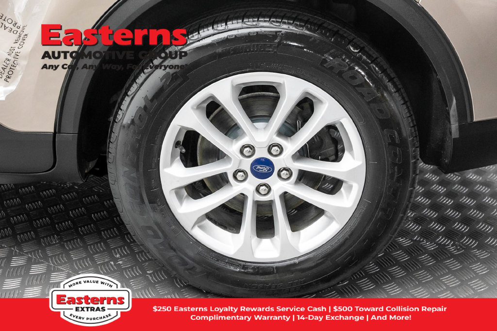 Used 2020 Ford Escape SE AWD/4WD image 9
