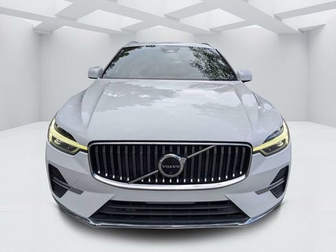 Used 2023 Volvo XC60 B5 Plus AWD/4WD image 8