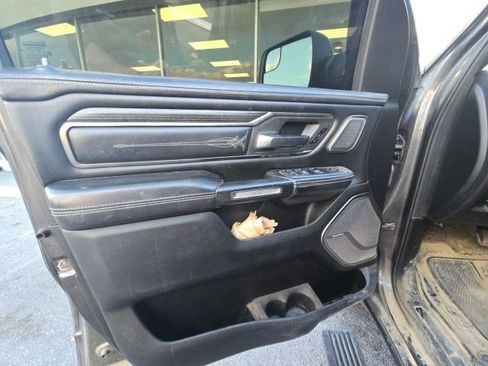 Used 2019 RAM 1500 Limited AWD/4WD image 7