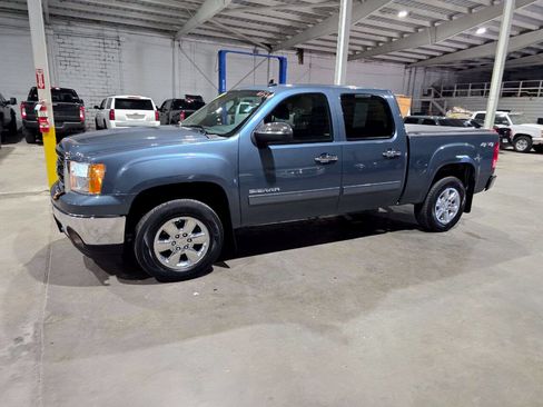 Used 2013 GMC Sierra 1500 SLE w/ Power Tech Package AWD/4WD image 1