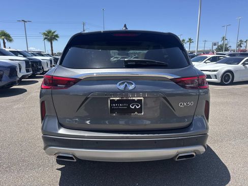 Certified 2021 INFINITI QX50 Essential w/ Convenience Package FWD image 8