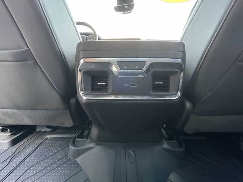 Used 2026 Chevrolet Silverado 1500 High Country image 21