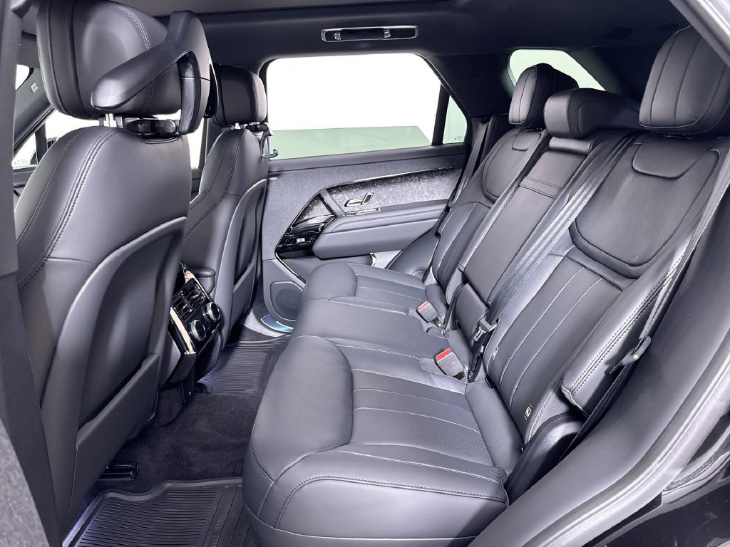 New 2027 Land Rover Range Rover Sport Dynamic SE AWD/4WD image 21