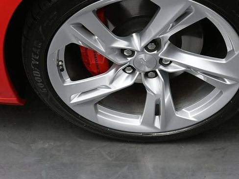 Used 2023 Chevrolet Camaro SS RWD image 22