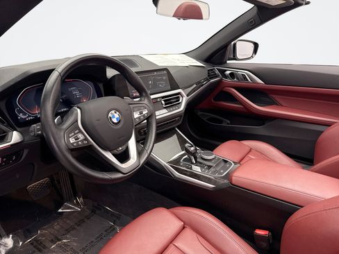 Used 2021 BMW 430i Convertible image 10