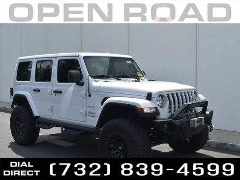 Used 2022 Jeep Wrangler Unlimited Sahara w/ Cold Weather Group AWD/4WD image 1