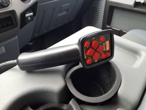 Used 2016 Ford F250 XLT w/ XLT Value Package image 26