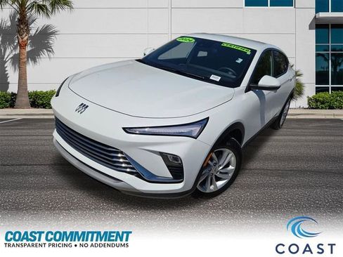 Used 2024 Buick Envista Preferred w/ Convenience I Package image 2