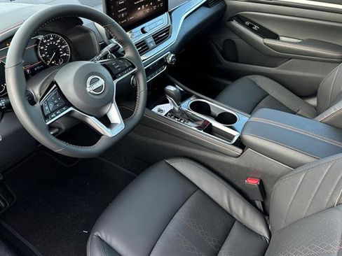 New 2025 Nissan Altima 2.5 SR w/ SR Premium Package image 10