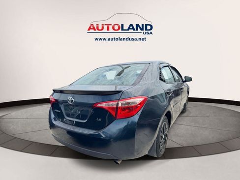 Used 2018 Toyota Corolla LE w/ Body Protection Package FWD image 3