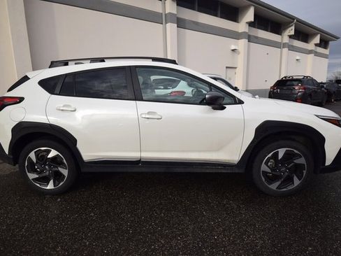 Used 2025 Subaru Crosstrek 2.5i Limited w/ Popular Package #3A image 2