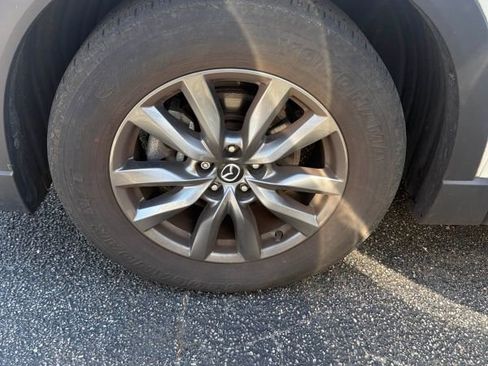 Used 2023 MAZDA CX-9 Touring image 6