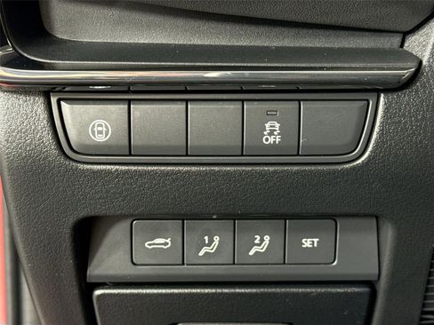 Used 2020 MAZDA MAZDA3 Premium Package image 16