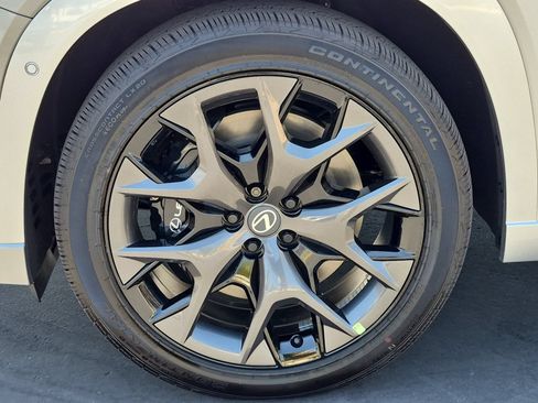 New 2026 Lexus TX 500h AWD image 9