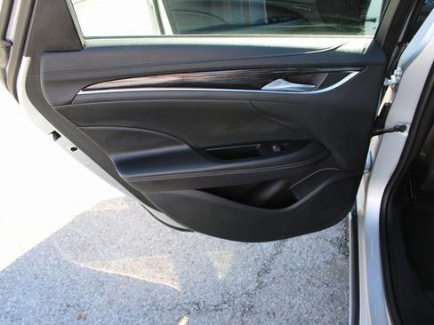 Used 2018 Buick LaCrosse Essence image 15