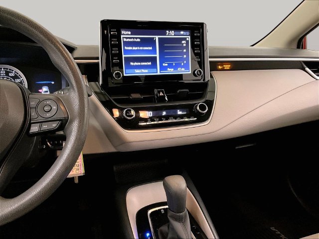 Used 2020 Toyota Corolla LE FWD image 6