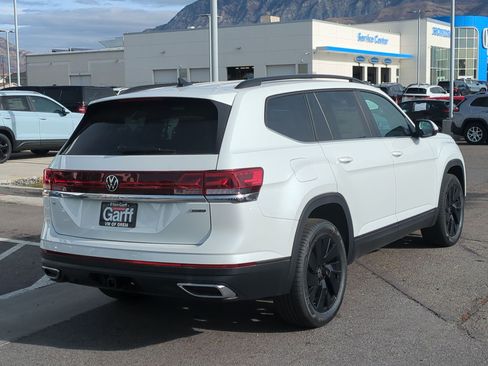 New 2026 Volkswagen Atlas SE AWD/4WD image 3