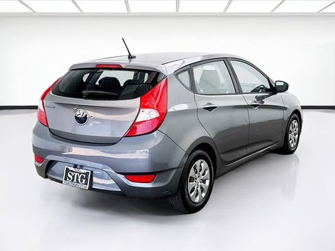 Used 2016 Hyundai Accent SE FWD image 4