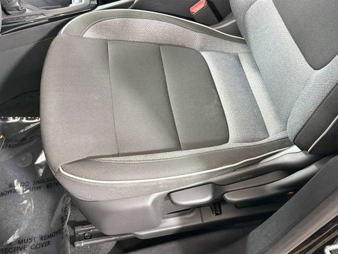 Used 2025 Chevrolet TrailBlazer LT AWD/4WD image 19