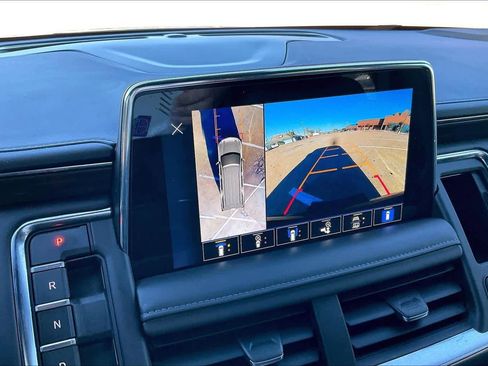 Used 2023 Chevrolet Tahoe Z71 w/ Luxury Package image 26