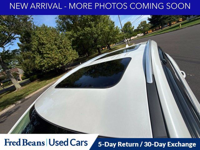 Used 2024 Buick Enclave Essence w/ Experience Buick Package AWD/4WD image 13