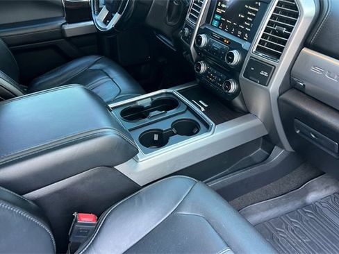 Used 2017 Ford F250 Platinum w/ Platinum Ultimate Package image 17