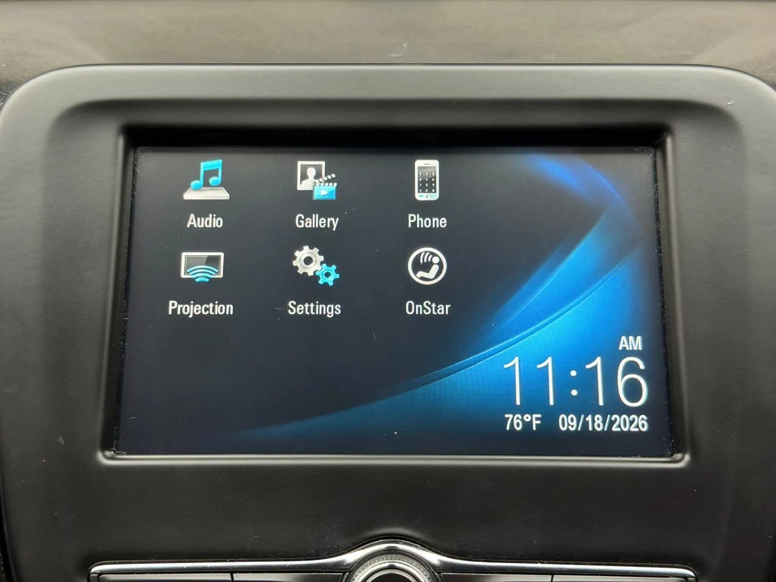 Used 2018 Chevrolet Equinox LT FWD image 40