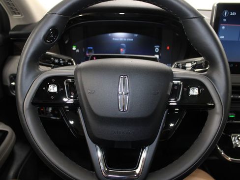 New 2026 Lincoln Corsair Reserve image 36