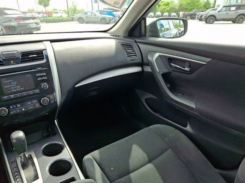 Used 2015 Nissan Altima 2.5 SV FWD image 22