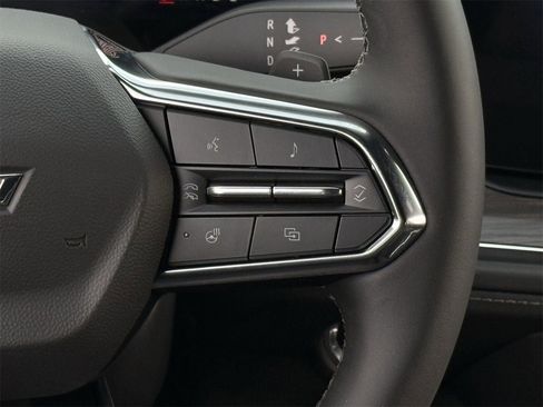 New 2026 Chevrolet Suburban LT image 13