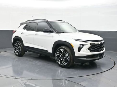 New 2026 Chevrolet TrailBlazer RS w/ Convenience Package AWD/4WD image 19