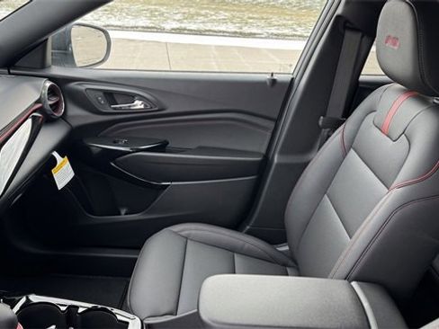 New 2026 Chevrolet Trax RS w/ Driver Confidence Package image 22