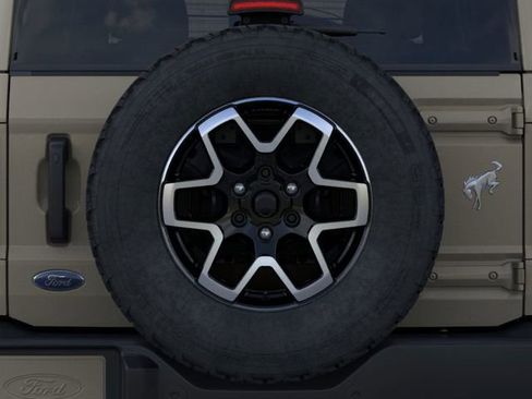 New 2026 Ford Bronco Outer Banks image 24