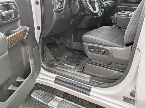 Used 2022 GMC Sierra 2500 SLE w/ SLE Convenience Package image 25