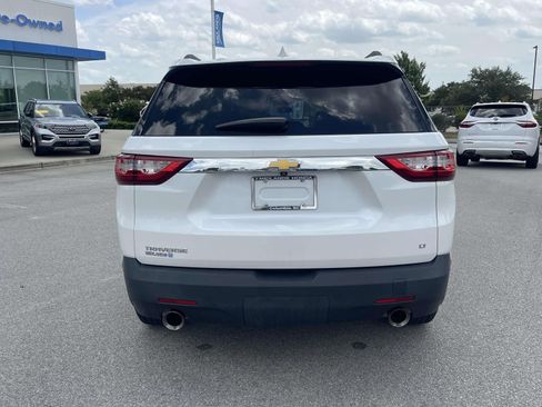 Used 2020 Chevrolet Traverse LT FWD image 5