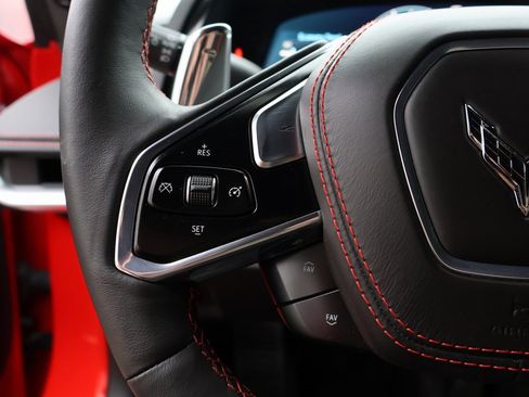 Used 2023 Chevrolet Corvette Stingray Premium Conv w/ Z51 Performance Package image 31