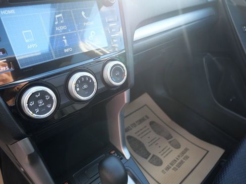 Used 2016 Subaru Forester 2.5i Premium w/ All-Weather Package image 15