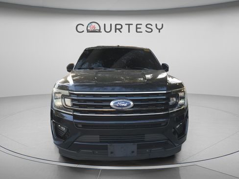 Used 2020 Ford Expedition Limited w/ Equipment Group 303A RWD image 28