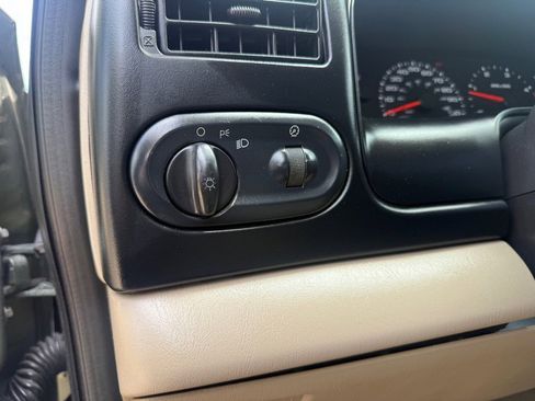 Used 2005 Ford Excursion Eddie Bauer image 22