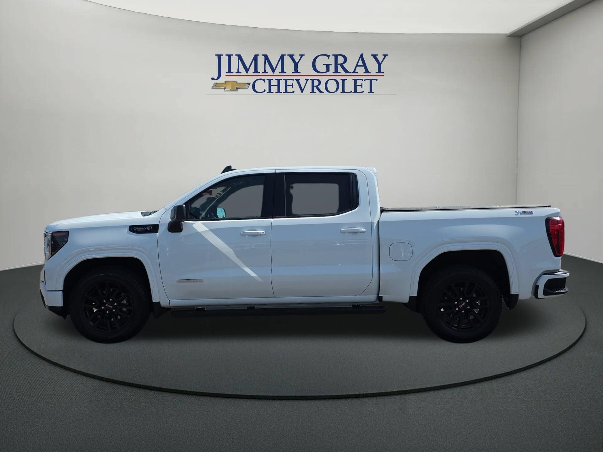 Used 2024 GMC Sierra 1500 Elevation w/ LPO, Elevation Black Package AWD/4WD image 2