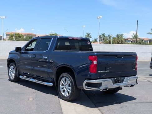 Used 2022 Chevrolet Silverado 1500 LTZ w/ LTZ Premium Package AWD/4WD image 7
