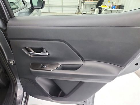 New 2026 Nissan Kicks SV w/ SV Premium Package image 38